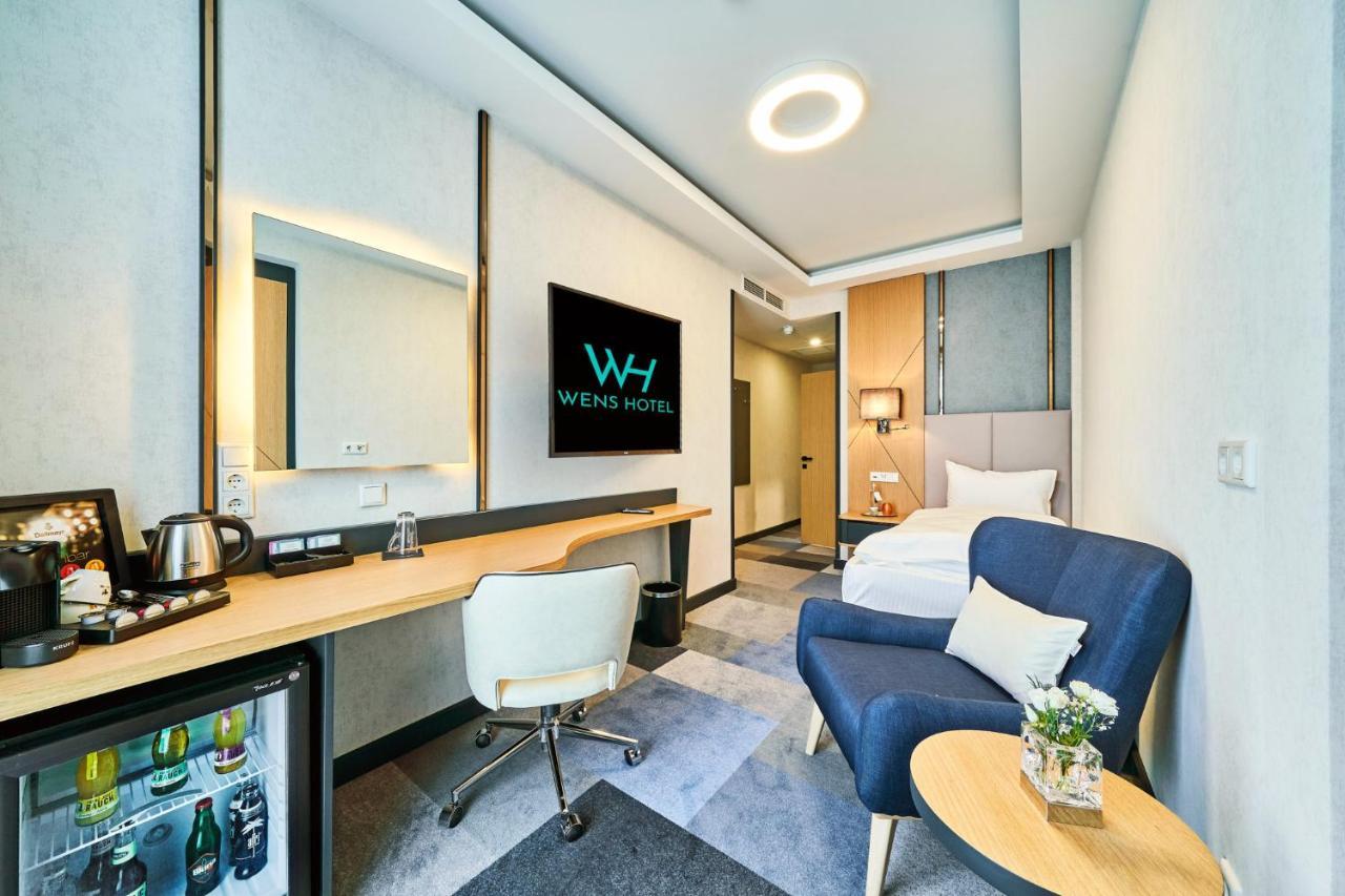Wens Hotel Magonza Esterno foto